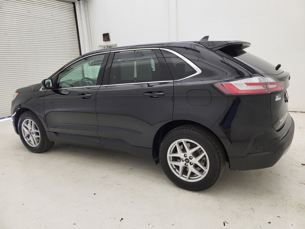 2024 Ford Edge SEL photo 17