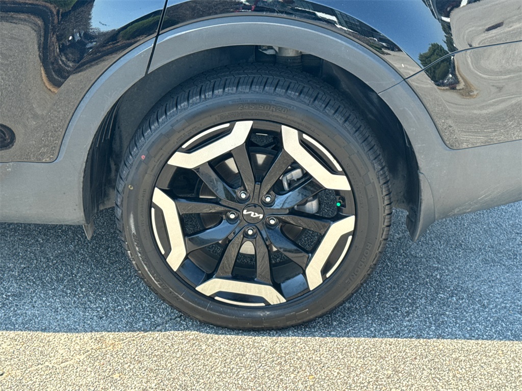 2024 Kia Telluride S photo 16