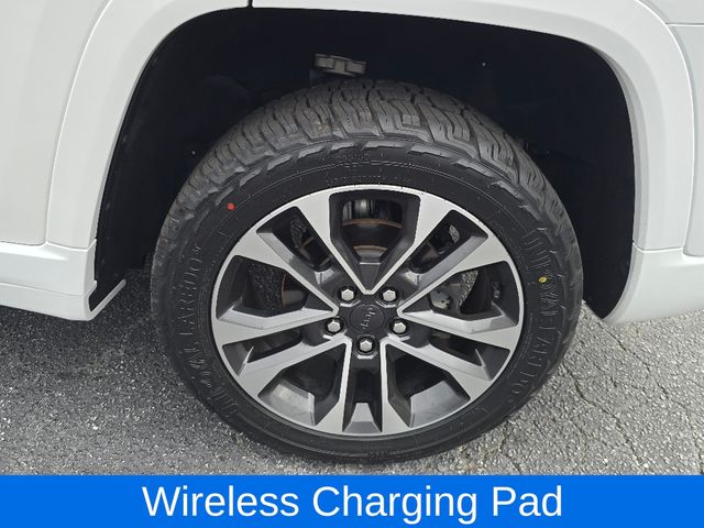 2022 Jeep Grand Cherokee Overland photo 6