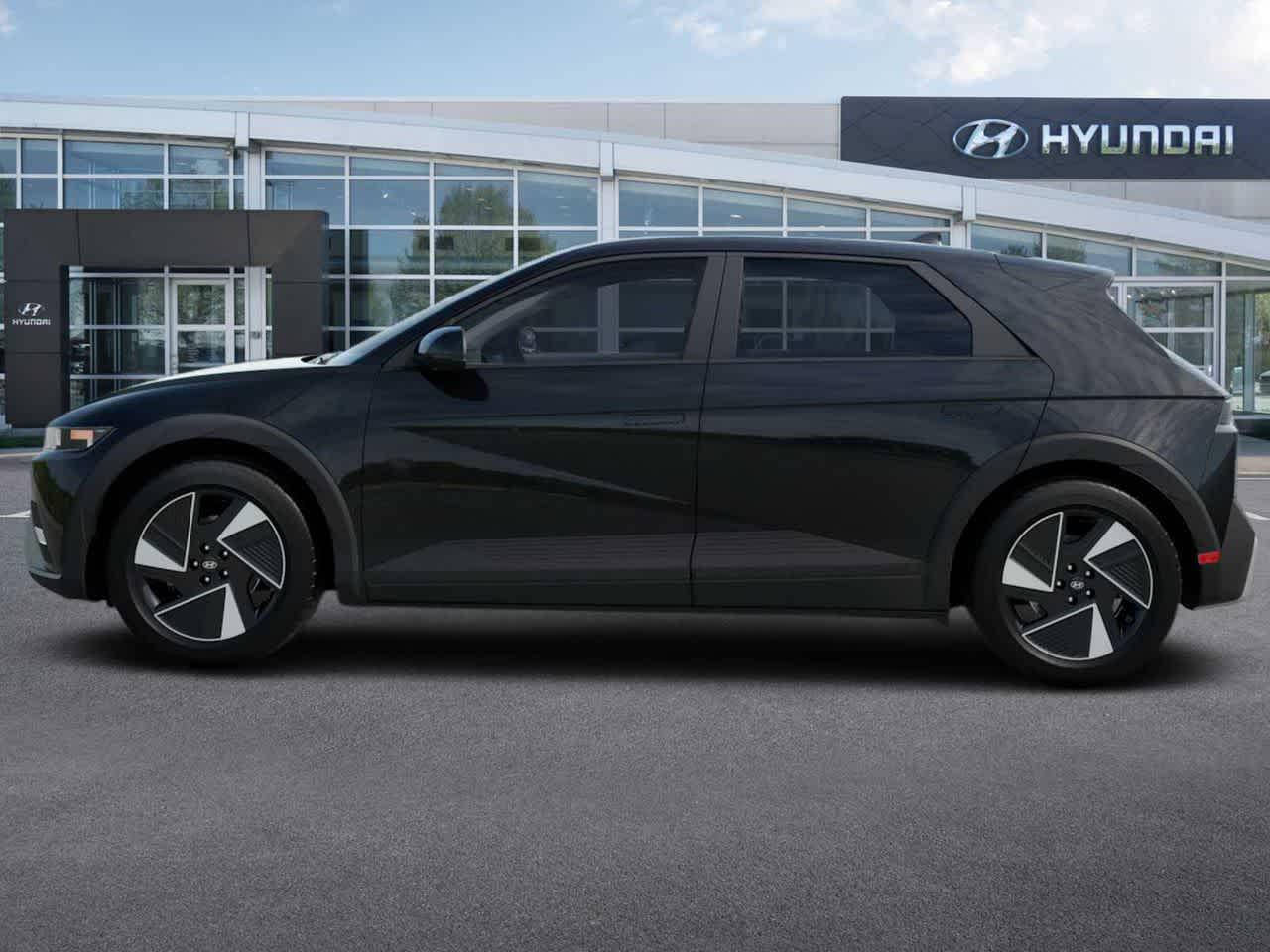 2025 Hyundai Ioniq 5 SEL photo 3