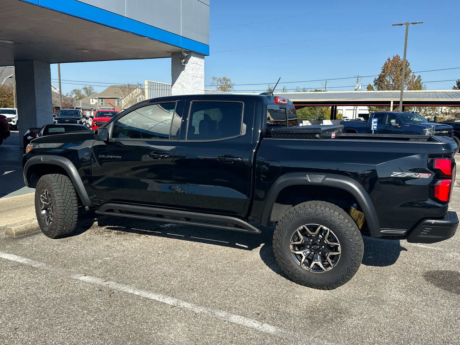 2024 Chevrolet Colorado ZR2 photo 2