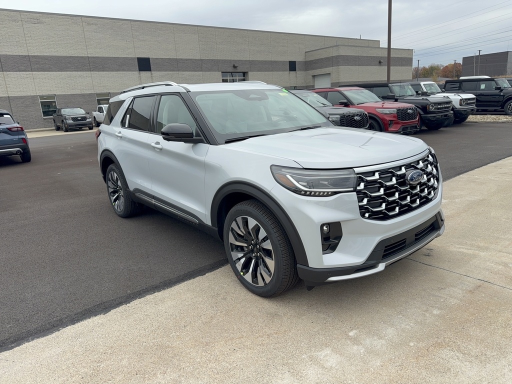 2026 Ford Explorer Platinum photo 3