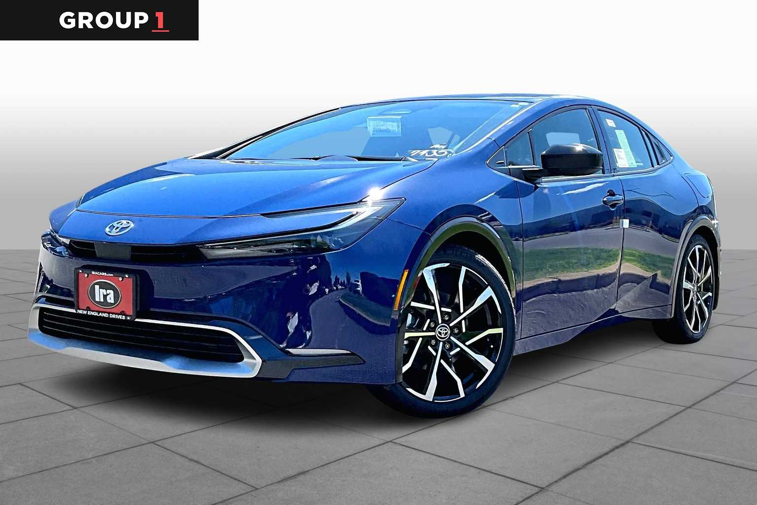 2025 Toyota Prius XSE's photo