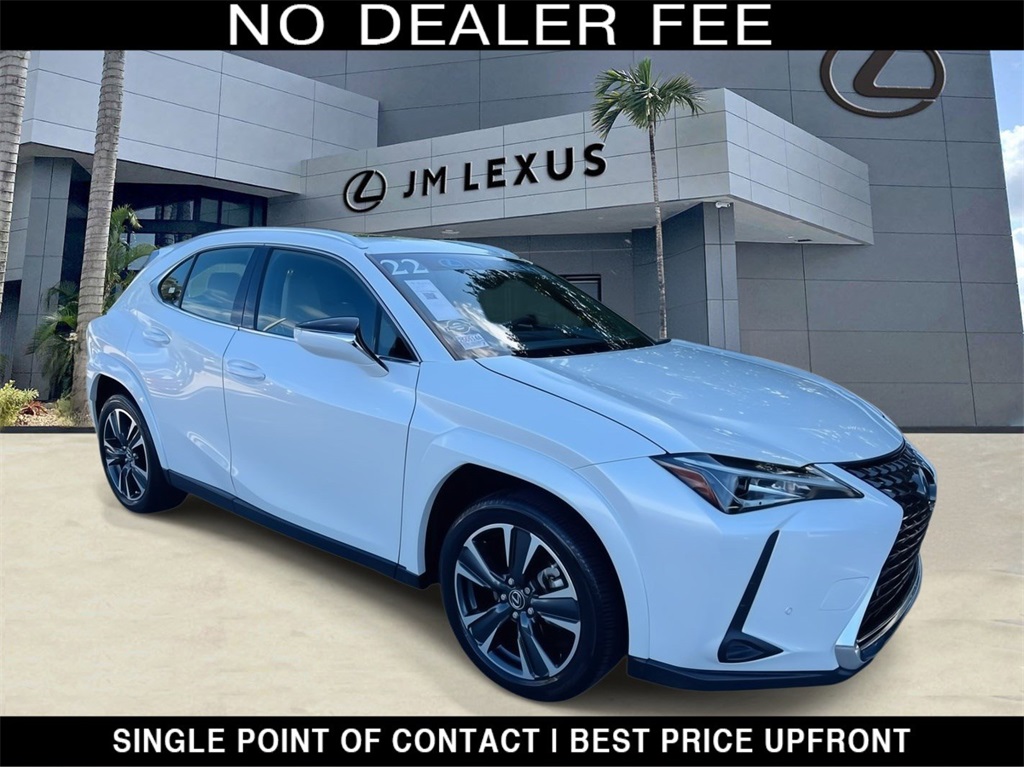 2022 Lexus UX 200's photo
