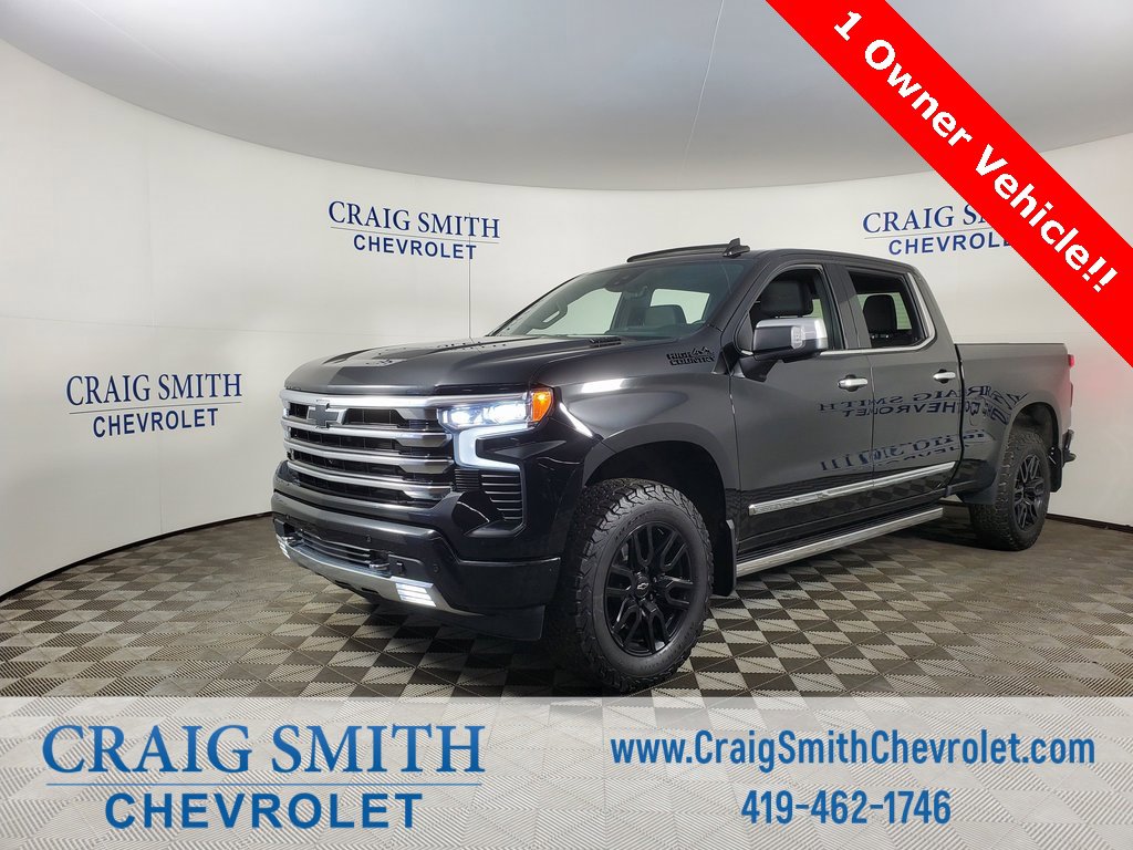 2023 Chevrolet Silverado 1500 High Country's photo