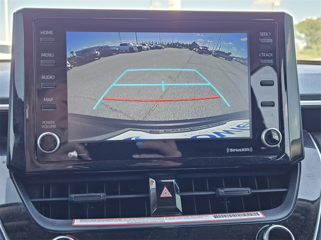 2022 Toyota Corolla Cross LE photo 16