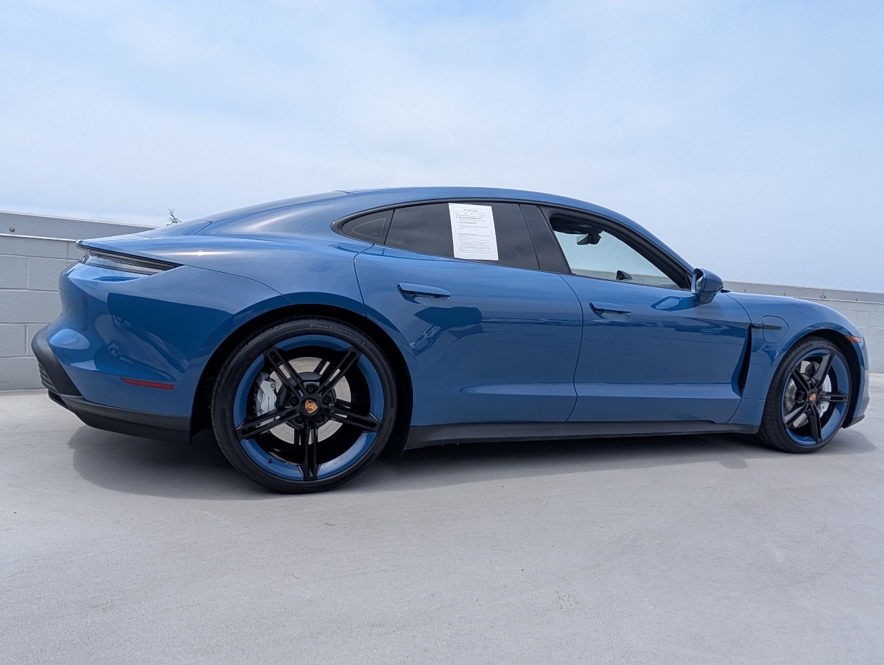2021 Porsche Taycan 4S photo 24