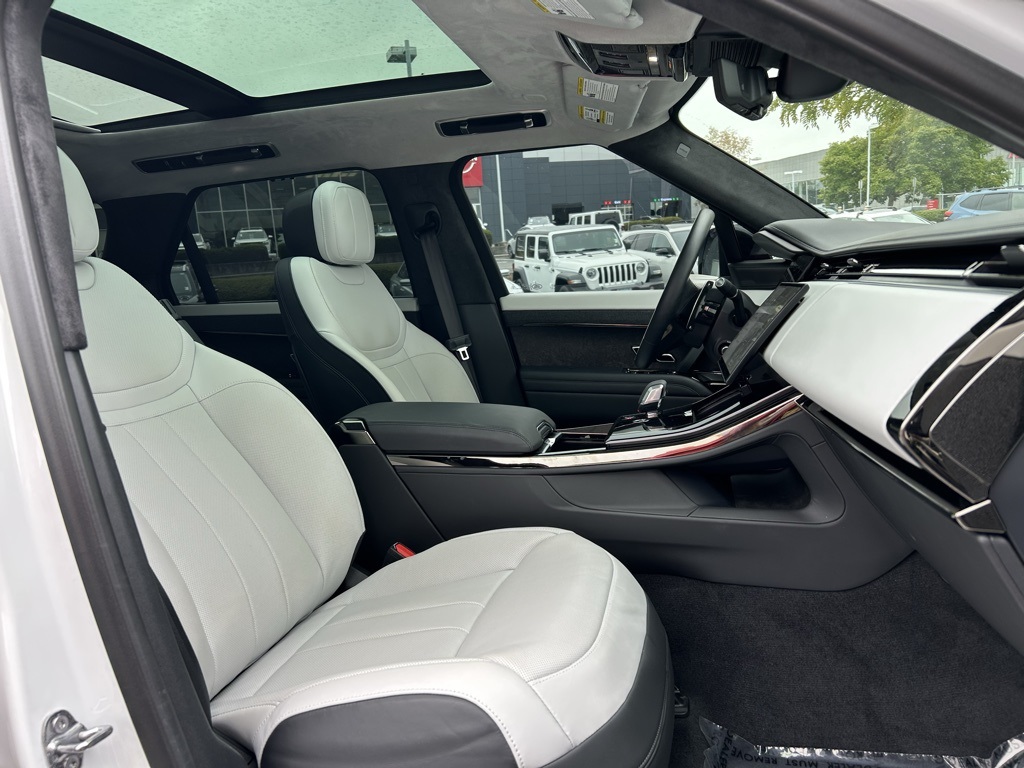2025 Land Rover Range Rover Sport Autobiography photo 26