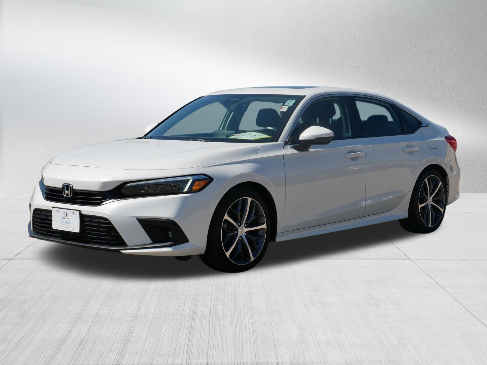2023 Honda Civic Touring photo 3