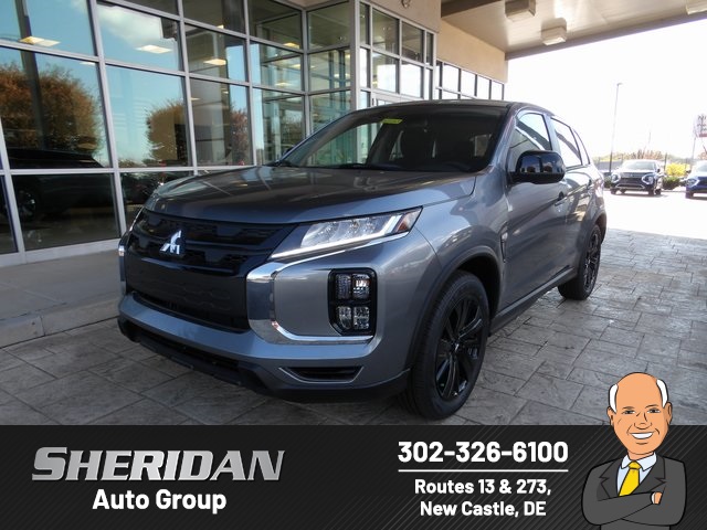 2025 Mitsubishi Outlander Sport LE's photo