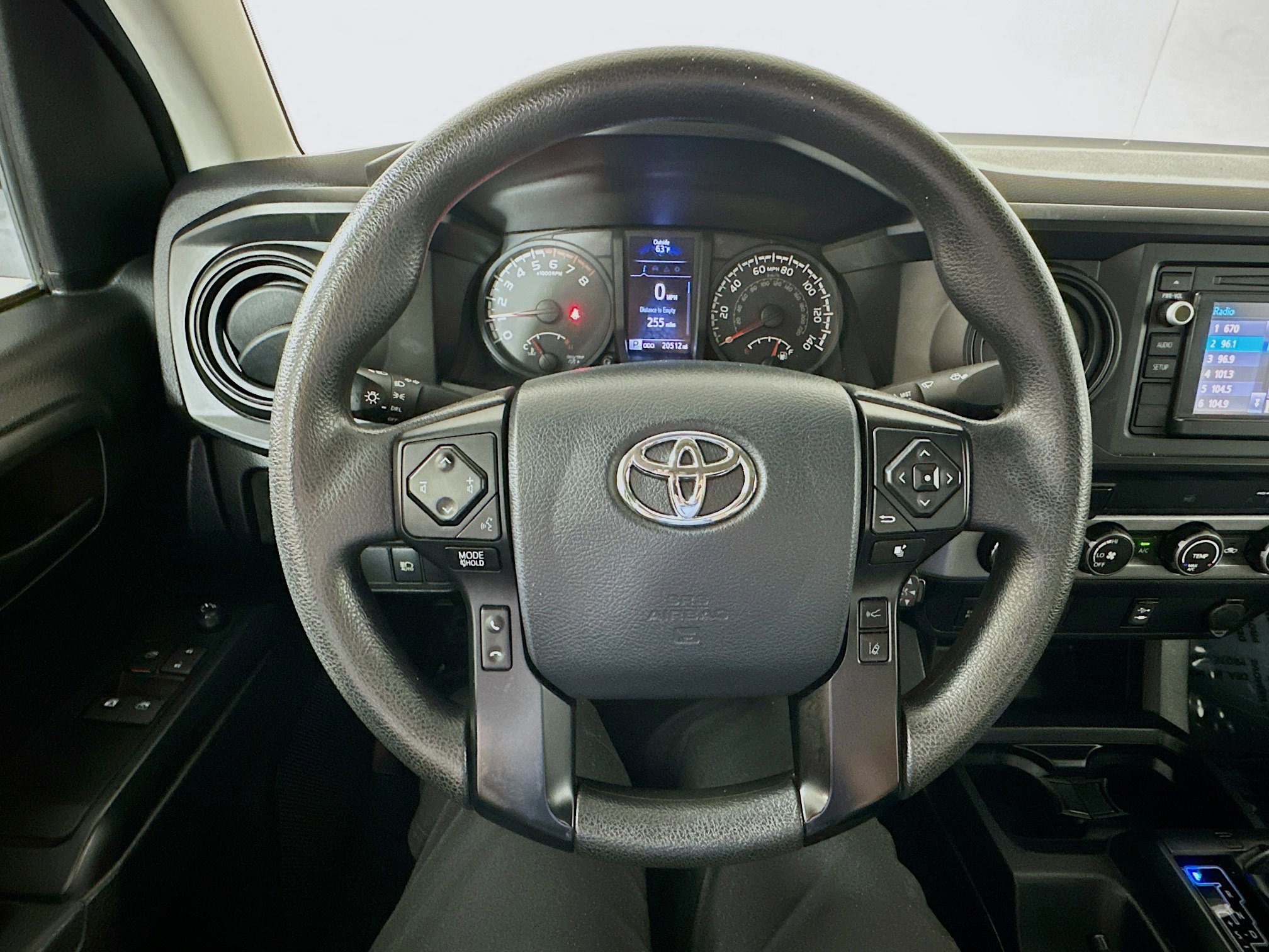 2019 Toyota Tacoma SR 4x4 photo 11