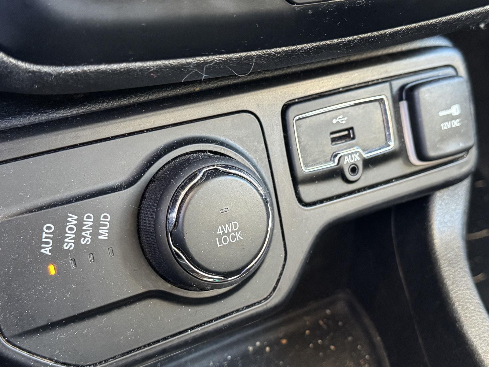 2019 Jeep Renegade Altitude photo 10