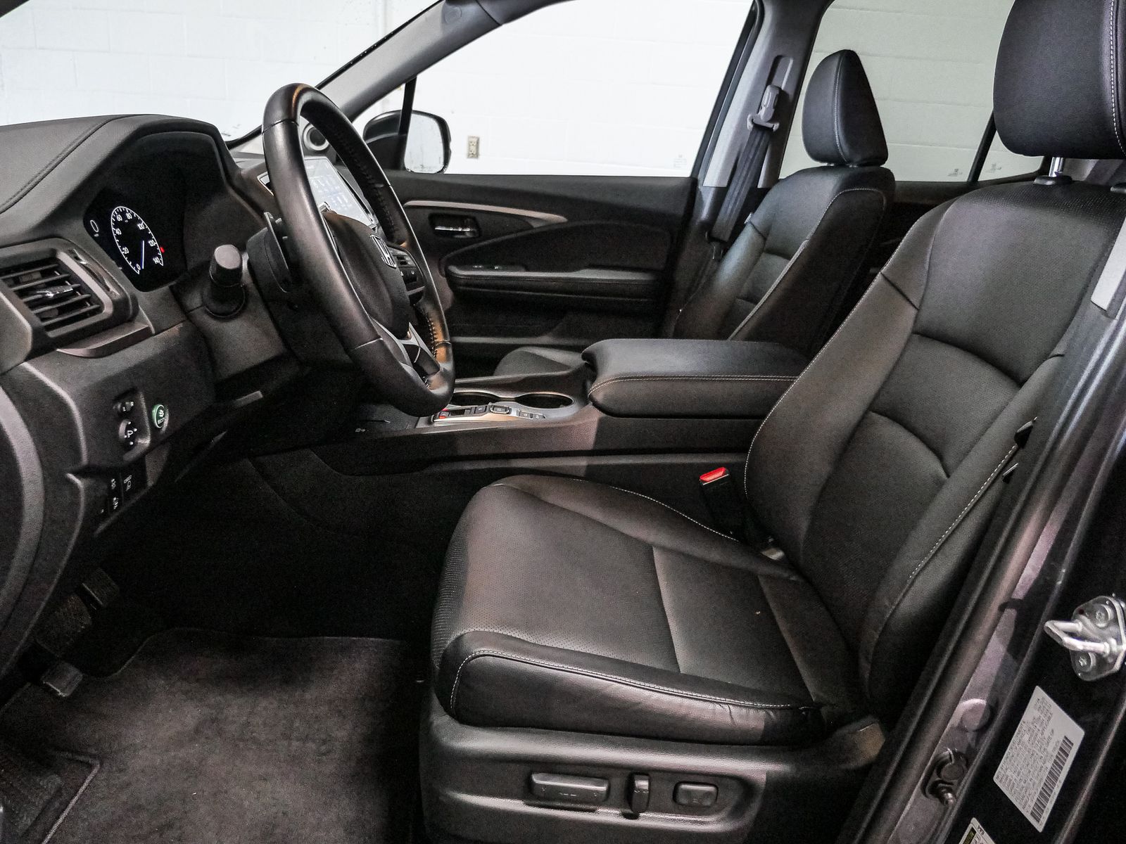 2024 Honda Ridgeline RTL photo 19