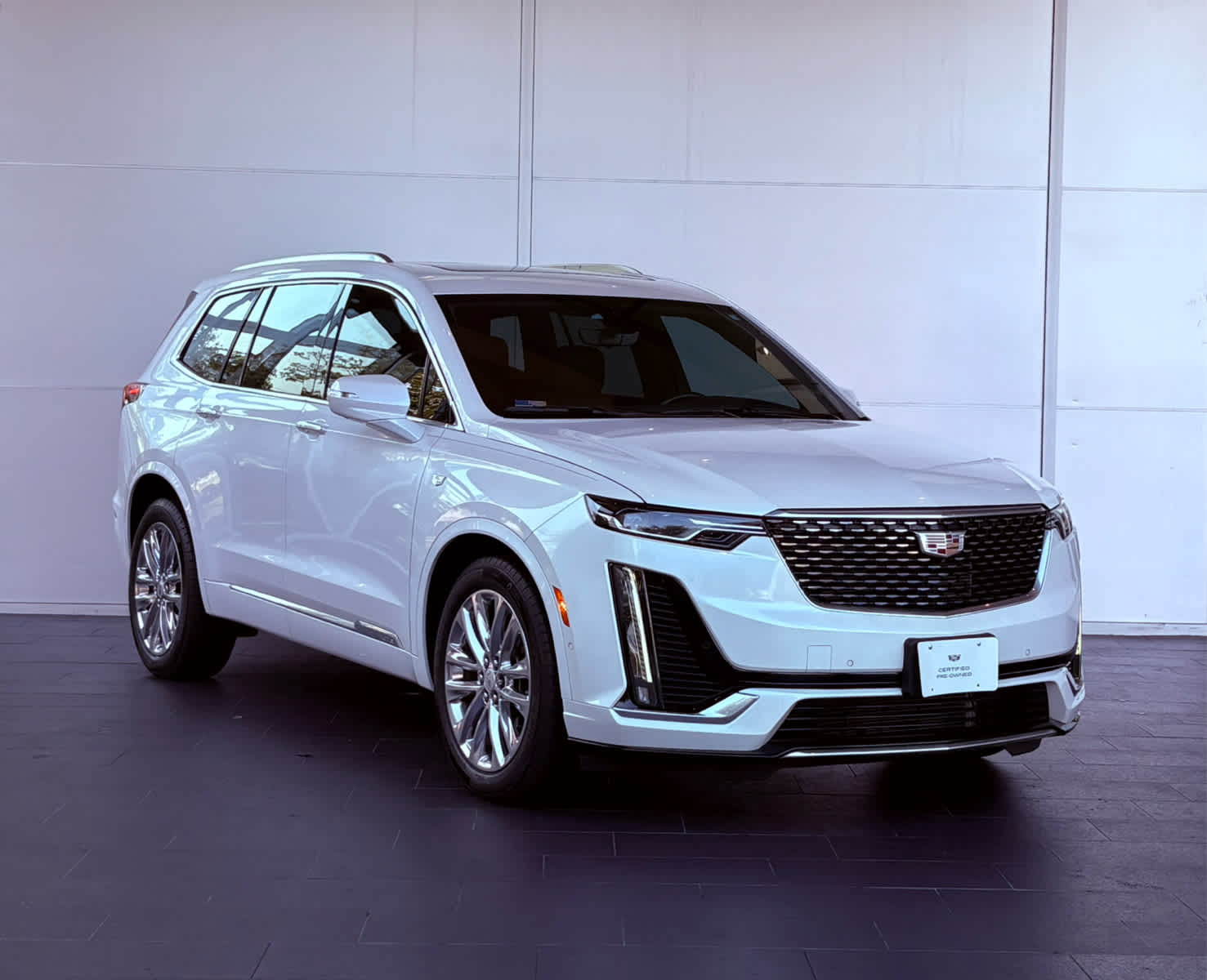 2023 Cadillac XT6 Premium Luxury photo 3