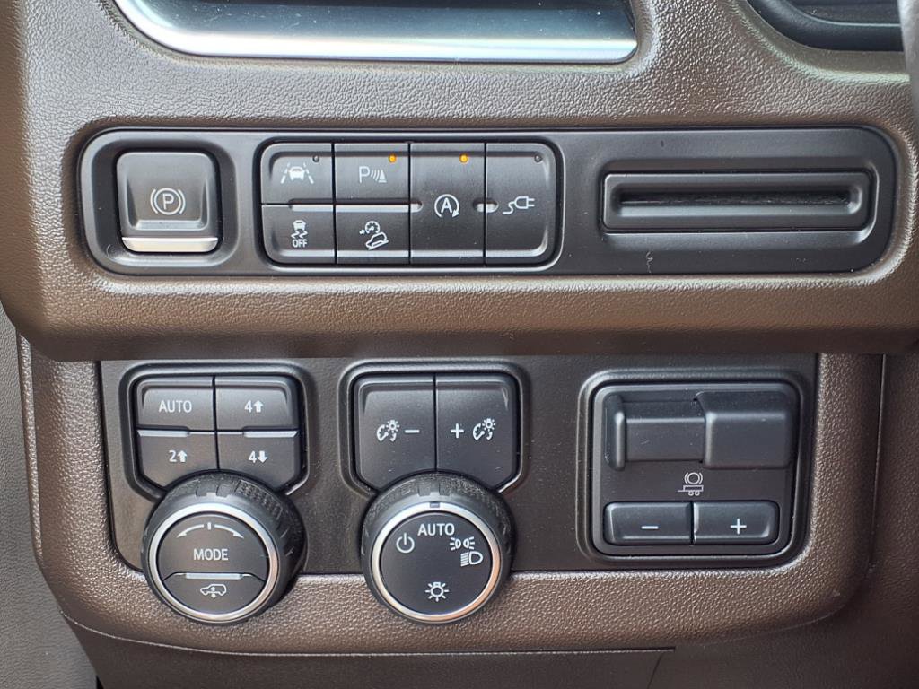 2021 Chevrolet Suburban Z71 photo 10