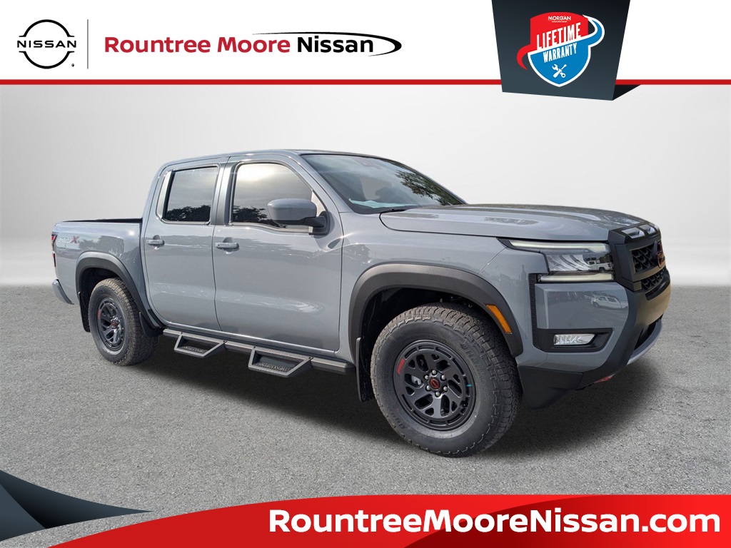 2026 Nissan Frontier PRO-X's photo