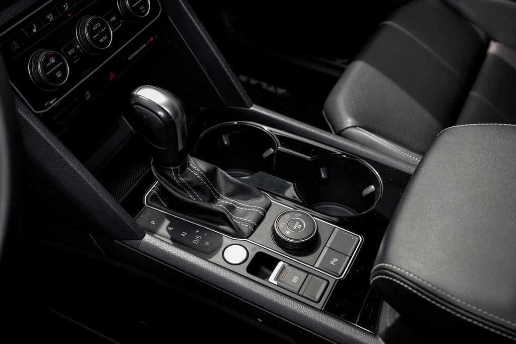 2022 Volkswagen Atlas V6 SE Technology photo 18