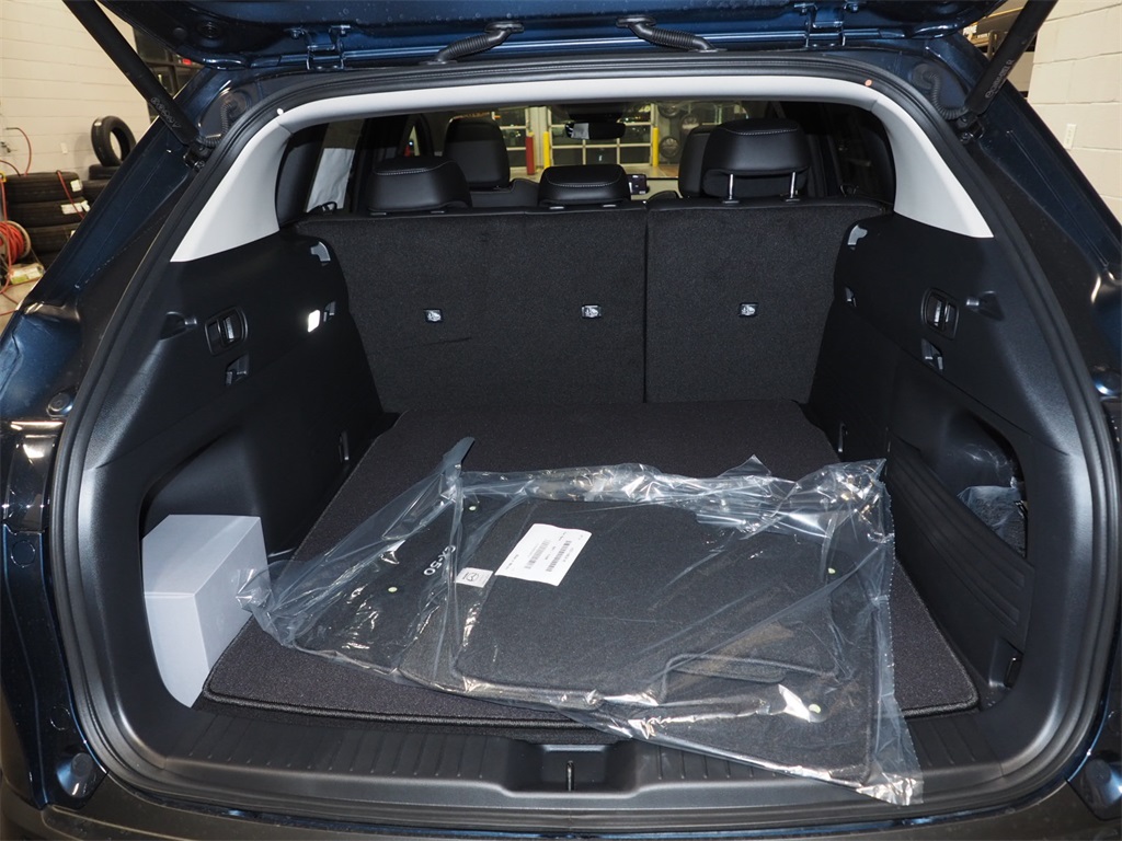 2026 Mazda CX-50 2.5 Preferred photo 4