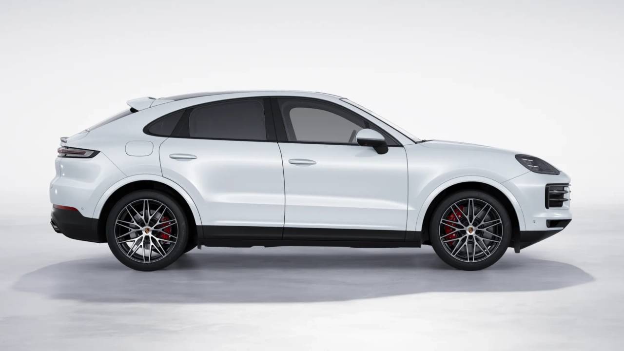 2026 Porsche Cayenne S Coupe photo 7
