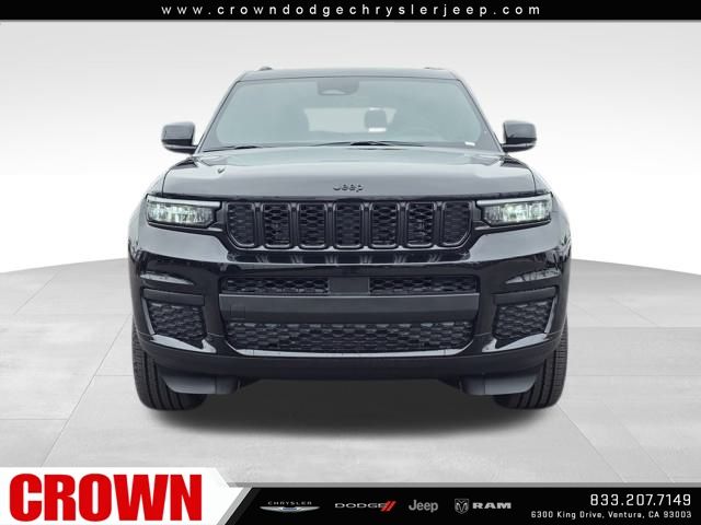 2025 Jeep Grand Cherokee Altitude X photo 2