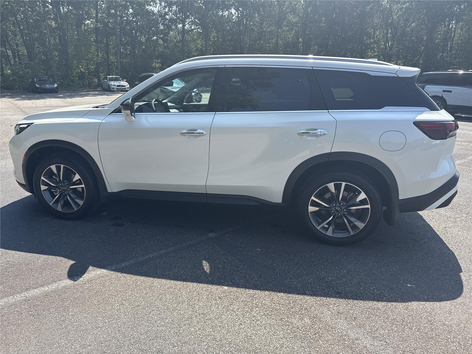 2025 Toyota RAV4 LE photo 29
