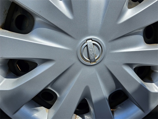 2012 Nissan Versa 1.6 SV photo 19