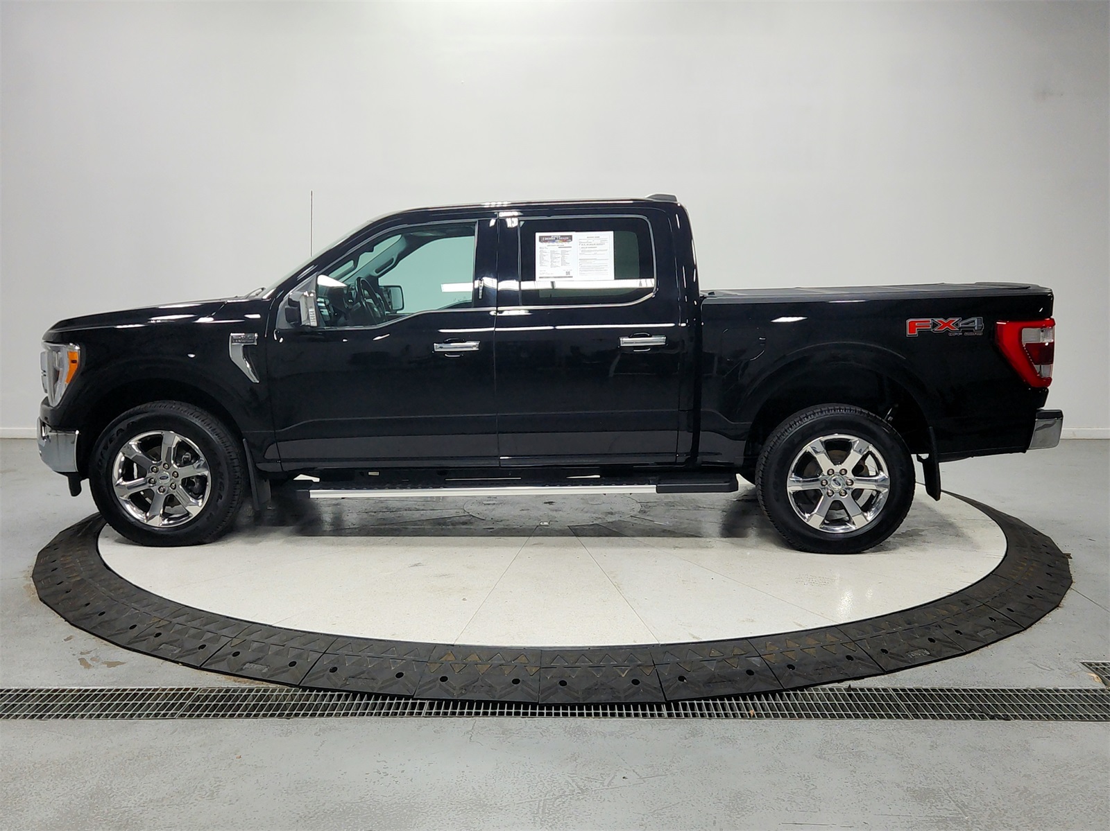 2022 Ford F-150 Lariat photo 4