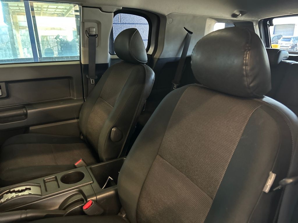2007 Toyota FJ Cruiser Base photo 8