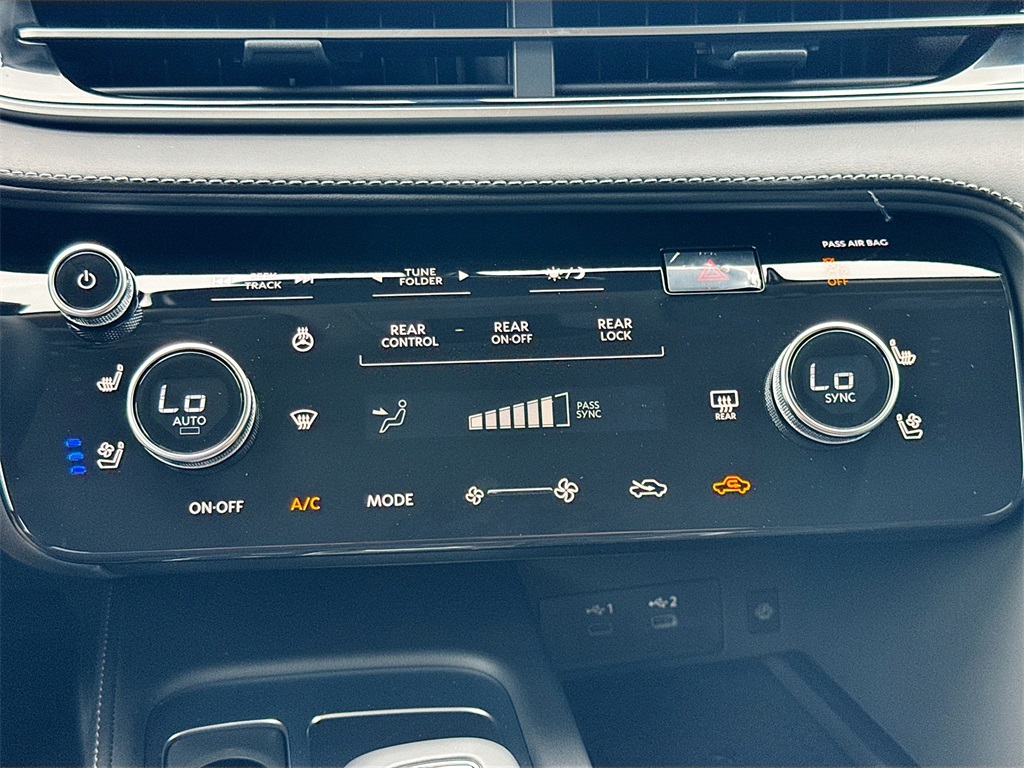 2026 Infiniti QX60 Luxe photo 15