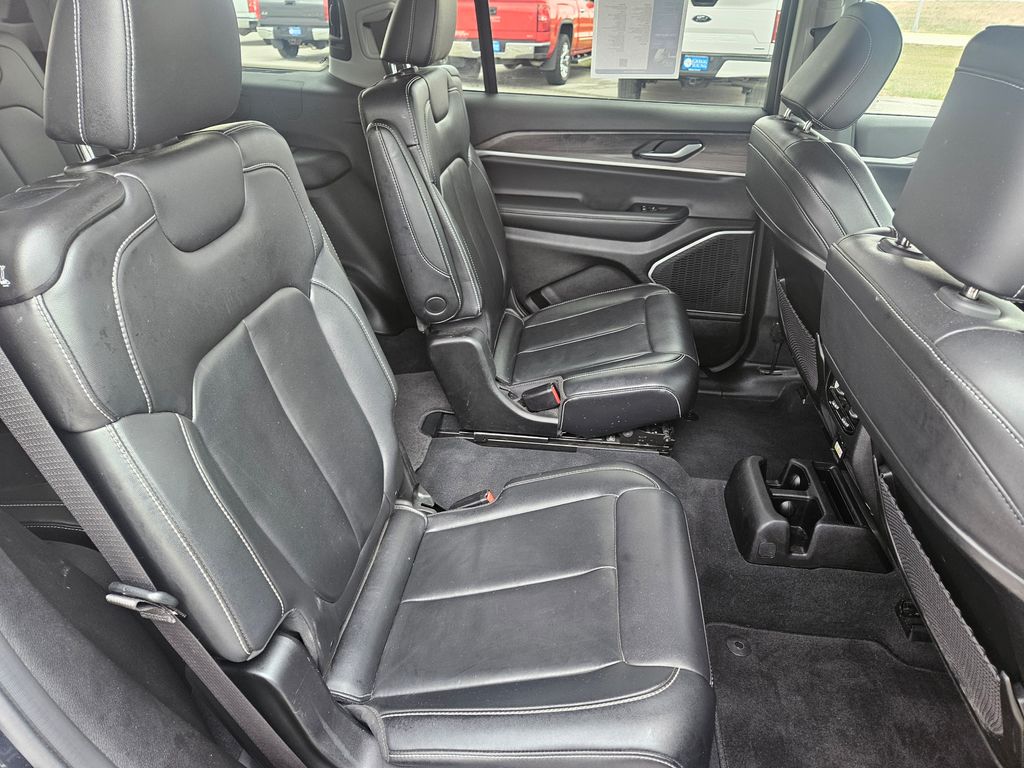2022 Jeep Grand Cherokee Limited photo 26