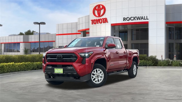 2025 Toyota Tacoma SR5's photo