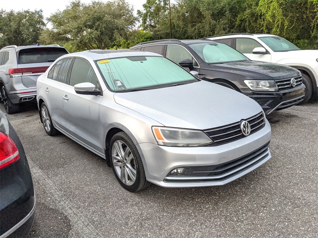 2015 Volkswagen Jetta 1.8T SEL photo 4
