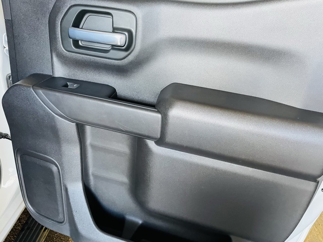 2023 Chevrolet Silverado 1500 Custom photo 20