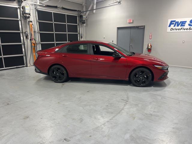 2026 Hyundai Elantra SEL's photo