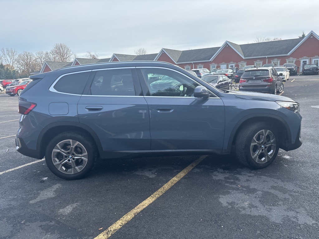 2023 Bmw X1 XDrive28i photo 3