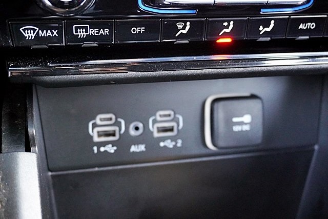 Used 2023 Red Jeep Limited image 28