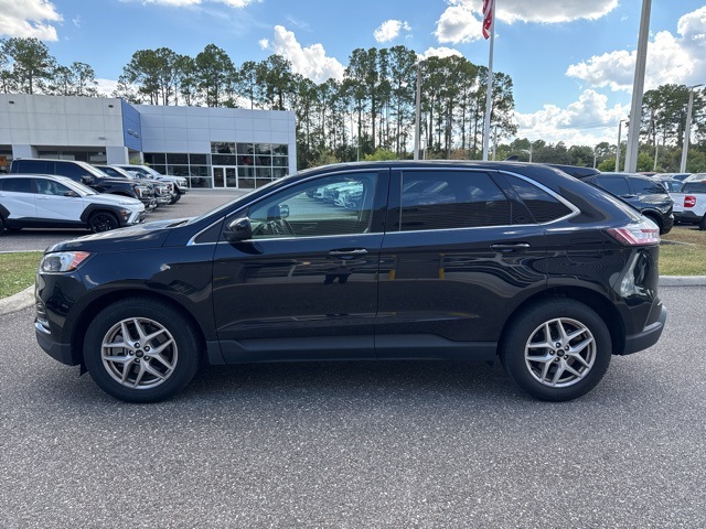 2023 Ford Edge SEL photo 6