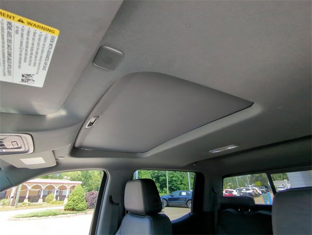 2022 Chevrolet Silverado 1500 LTZ photo 9