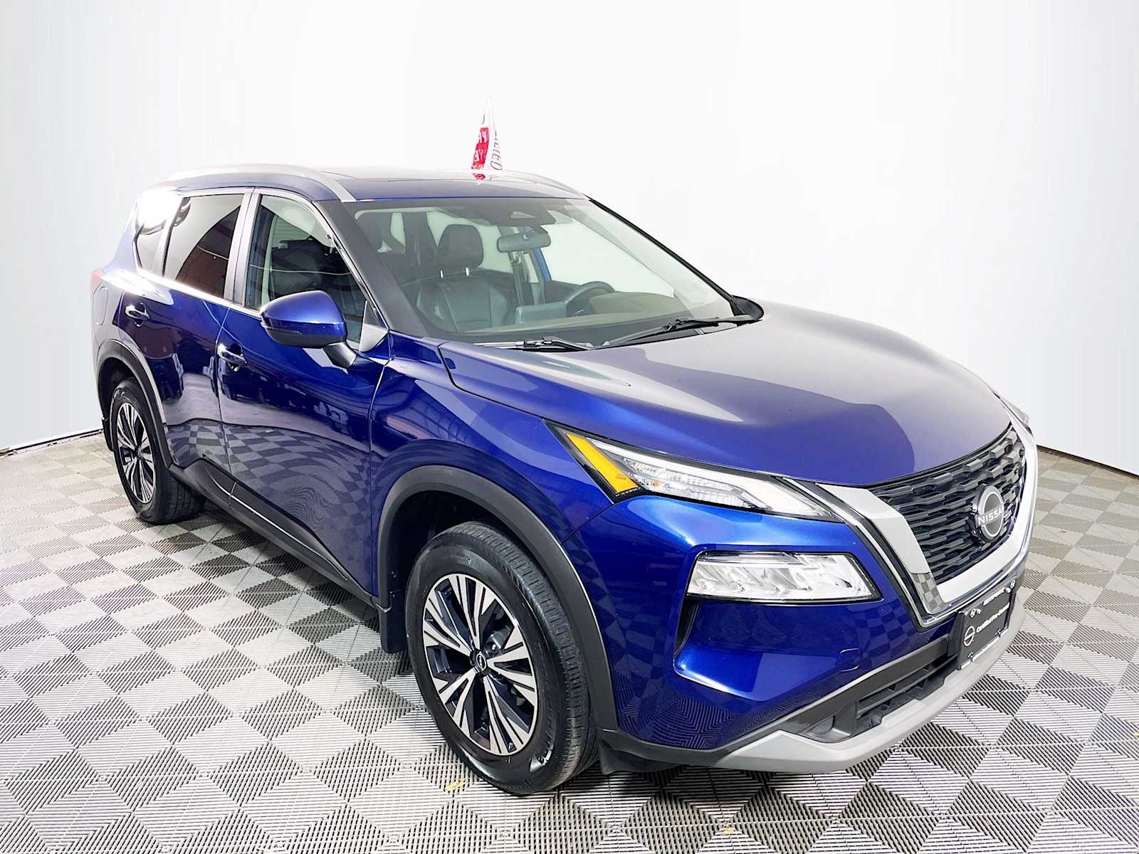 2023 Nissan Rogue SV photo 3