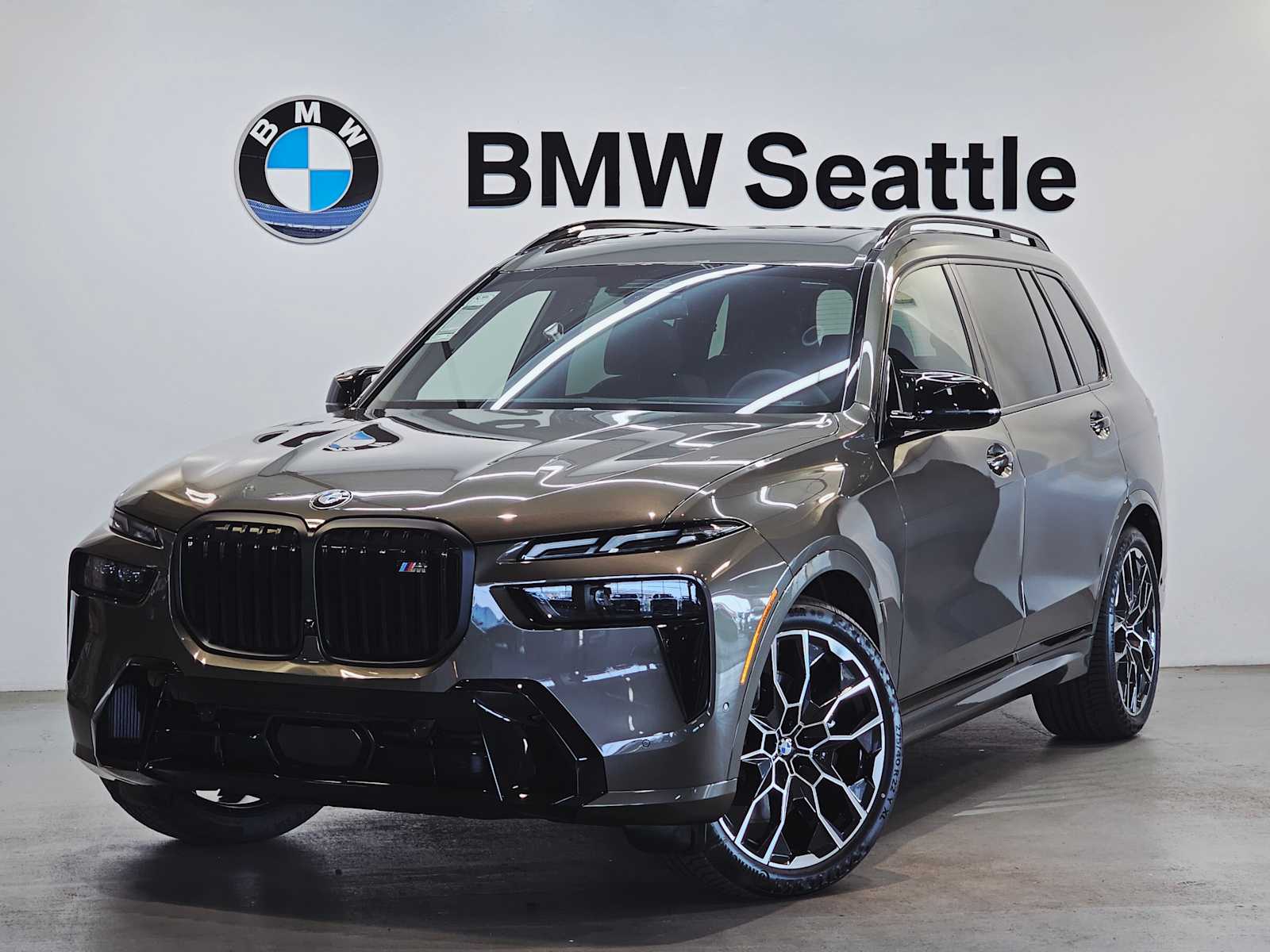2026 BMW X7 M60i's photo