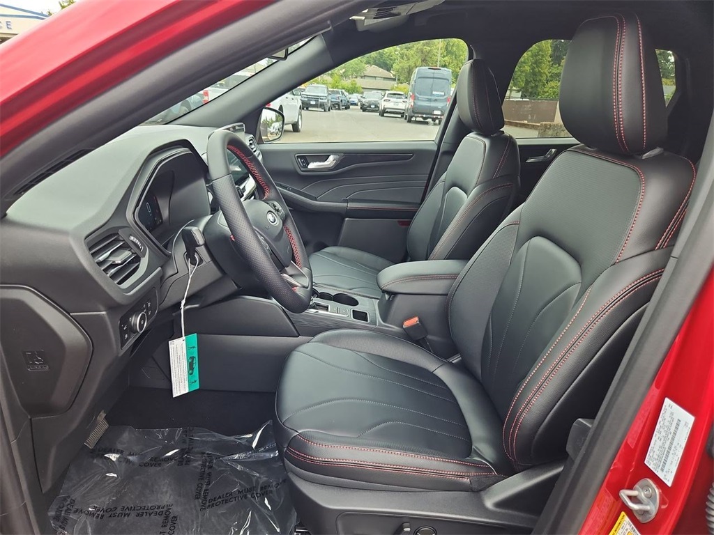 2025 Ford Escape Hybrid ST-Line Elite photo 14