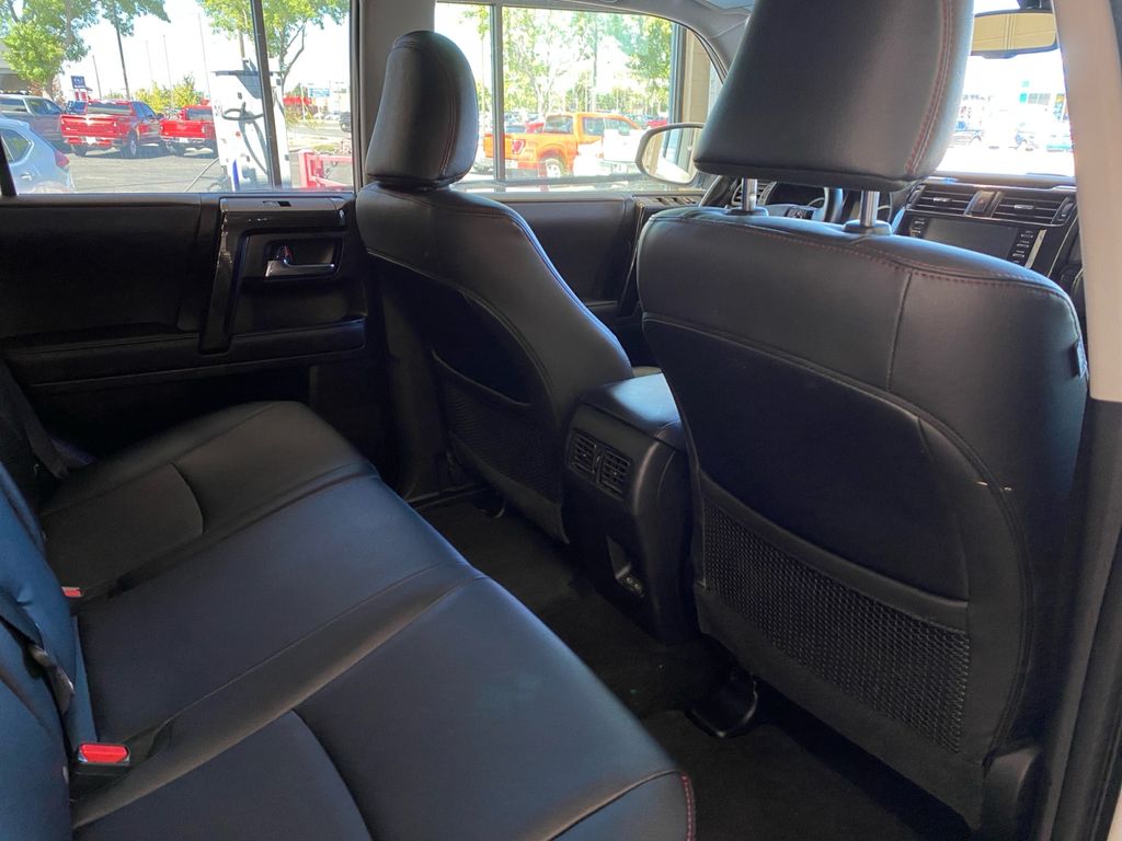 2024 Toyota 4Runner TRD Off-Road Premium photo 15