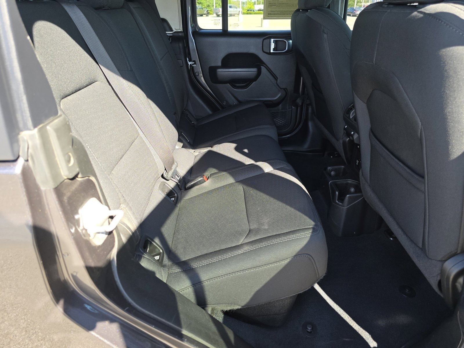 2022 Jeep Gladiator Altitude photo 23