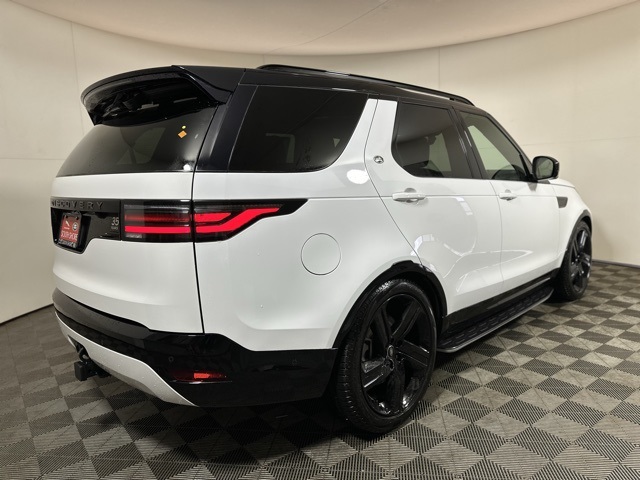 2025 Land Rover Discovery SE photo 4