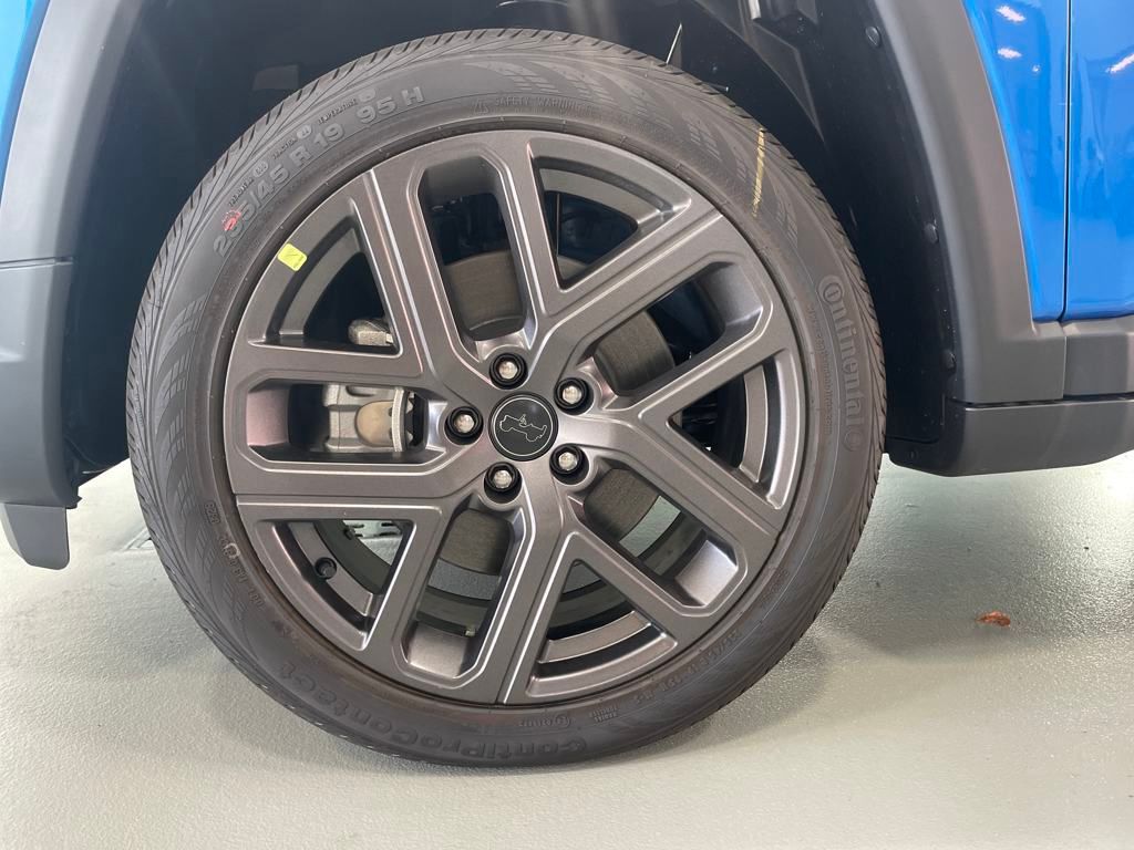 2025 Jeep Compass Limited photo 7