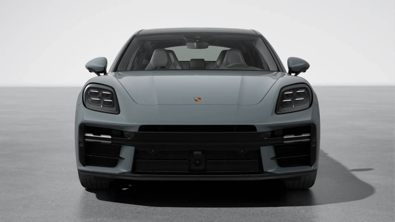 2026 Porsche Panamera 4 photo 8