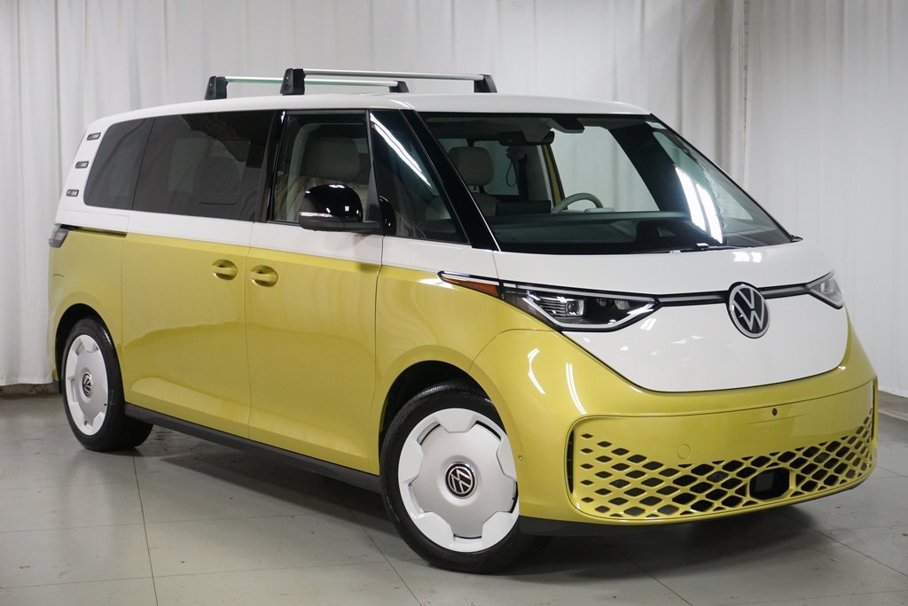2025 Volkswagen ID. Buzz photo 2