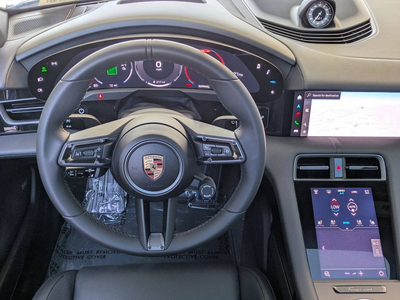 2025 Porsche Taycan 4 photo 15