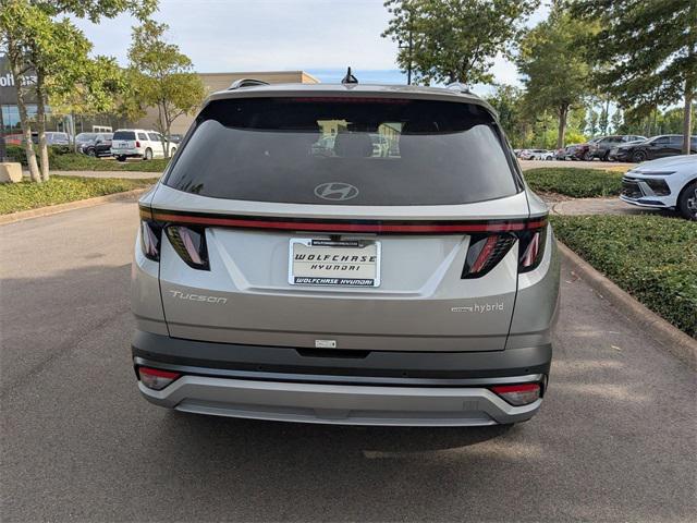 2025 Hyundai Tucson Hybrid Limited photo 2