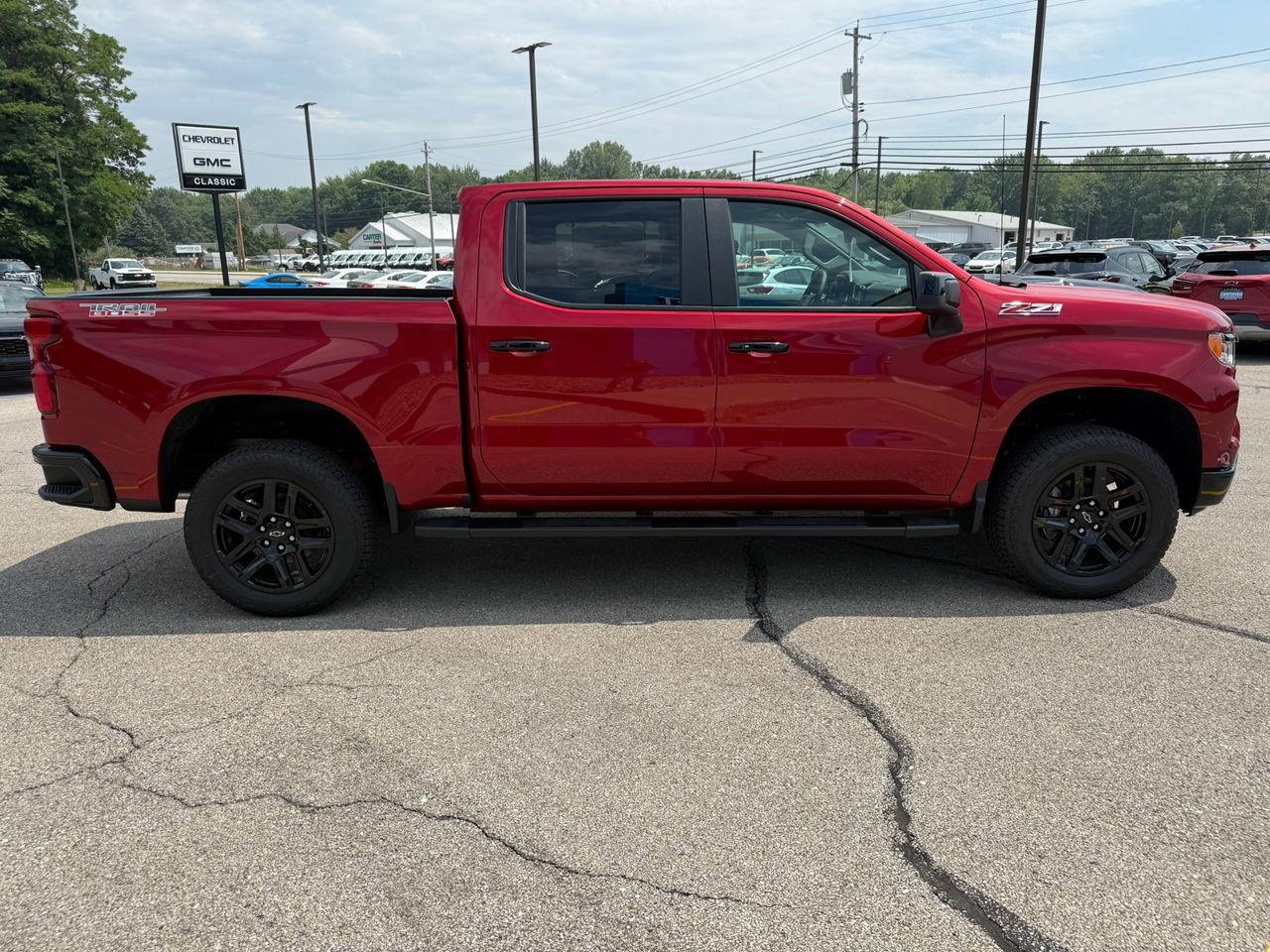 2025 Chevrolet Silverado 1500 LT Trail Boss photo 7